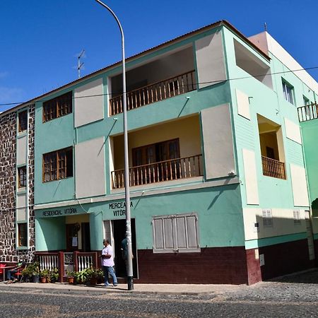Hotel Residencial Vitoria Ponta Do Sol Exterior foto