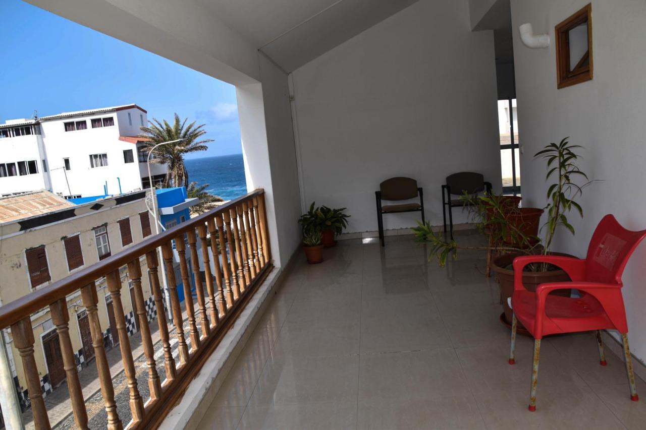 Hotel Residencial Vitoria Ponta Do Sol Exterior foto